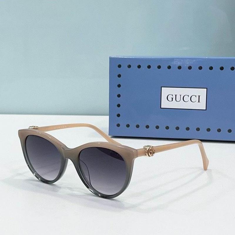 Gucci Sunglasses 818